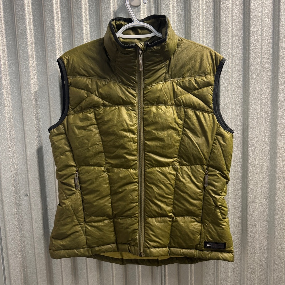 REI Down Jacket Vest Medium Men's Full Zip Puffer Quilted Outdoor Green